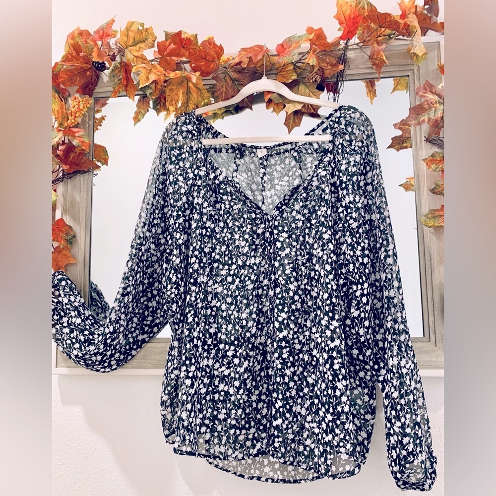 Old Navy floral boho top
